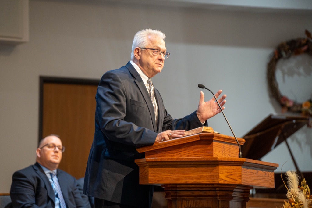 Steve Thomas Preaching